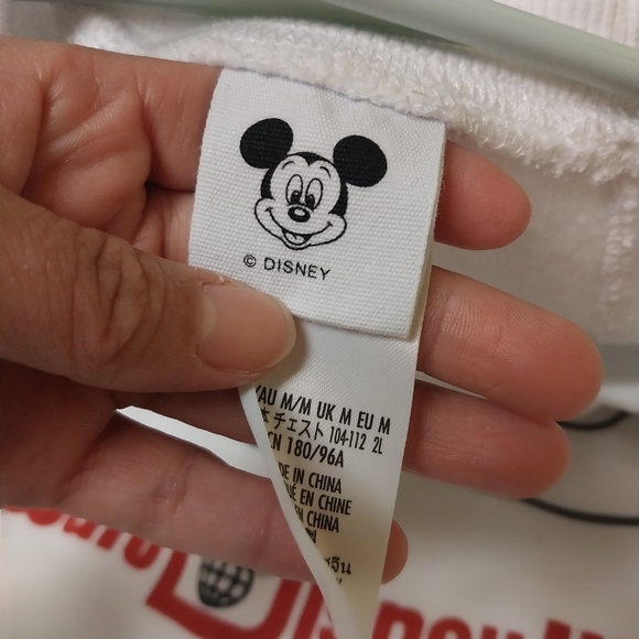 Walt disney sweater - Picture 8 of 8